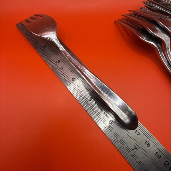 (8) Salad Forks Reed & Barton EDGARTOWN Stainless 6 1/2 in Flatware Replacement